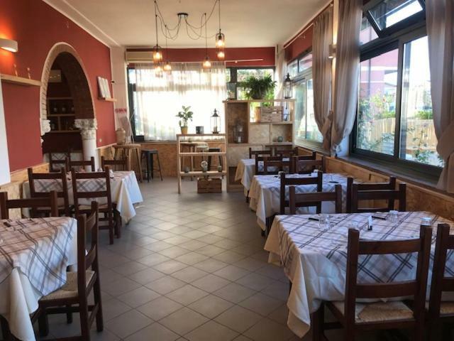 Albergo Antica Luni ภายนอก รูปภาพ